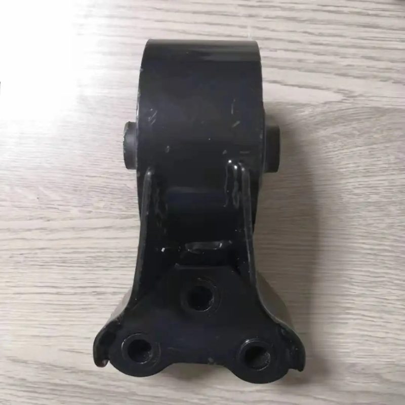 1001110U7020 Steel Engine Mount /Engine Bracket Set for JAC J5/JAC IEVA50 — photo 4