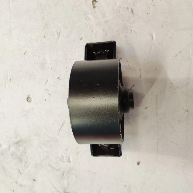 1001400u8020 Rear Engine Mount Bracket for JAC J3 A13 — photo 4