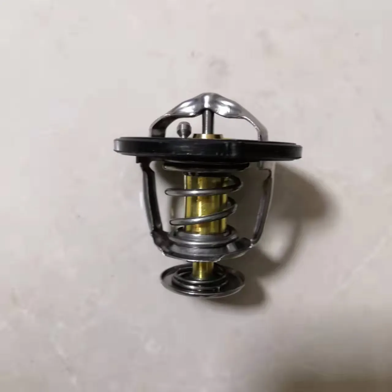 1027305GB Auto Parts Thermostat for JAC J6