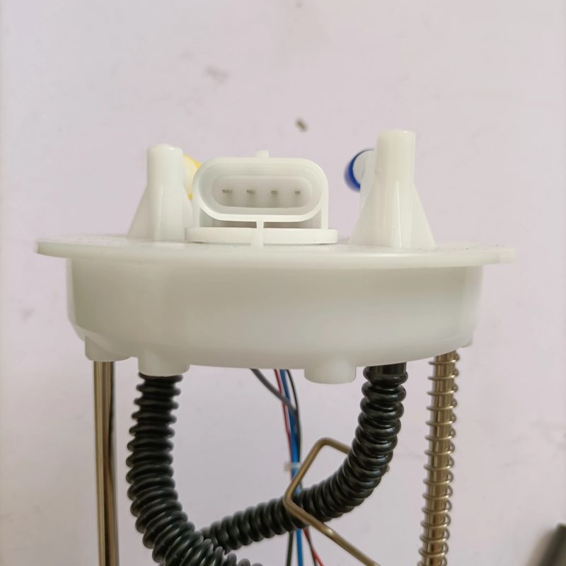 1106100-P21 Fuel Pump for Great Wall Wingle 6 4G69S4N 2.4L — photo 2