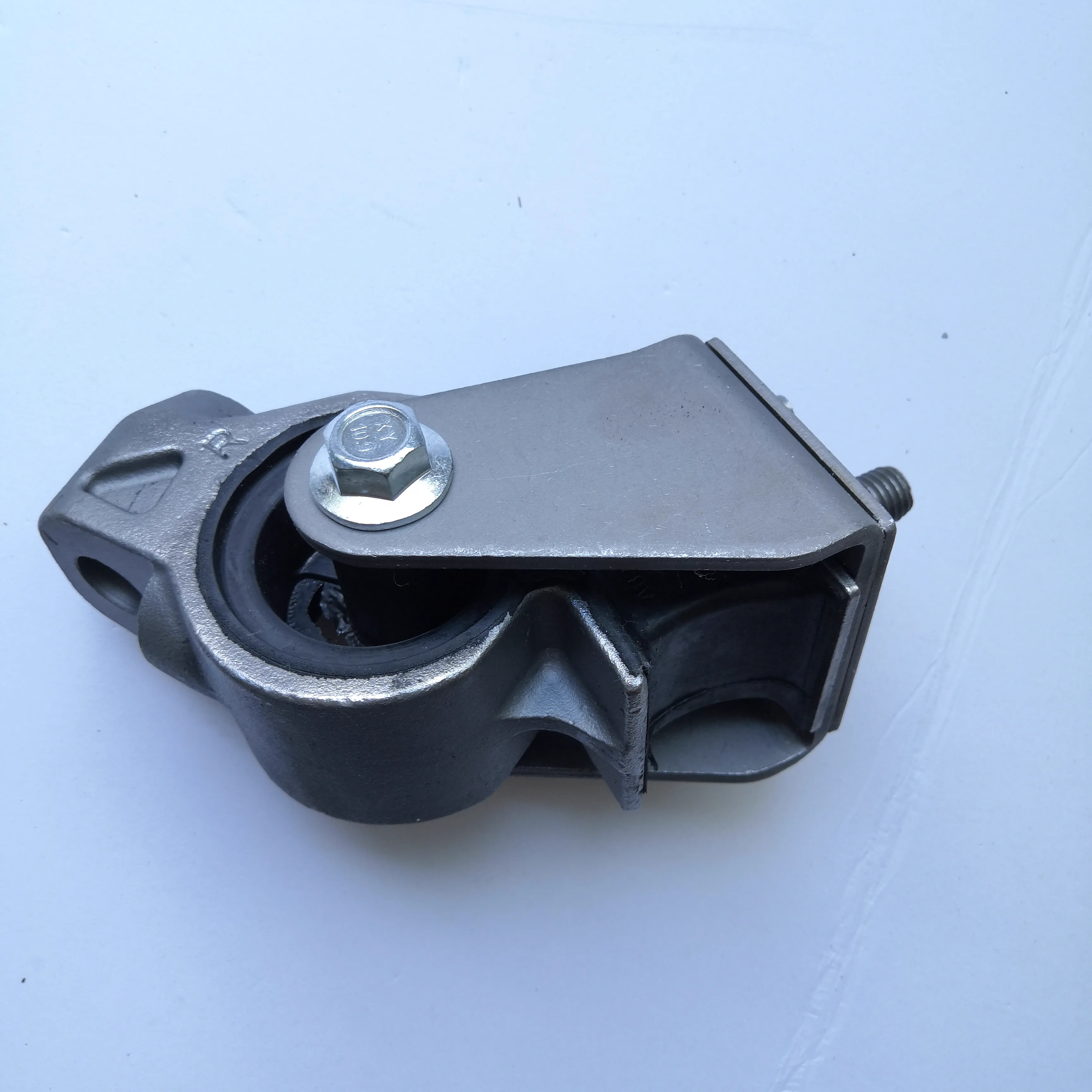 2.2 Engine Mount for Ranger BT50 UF9S39040A