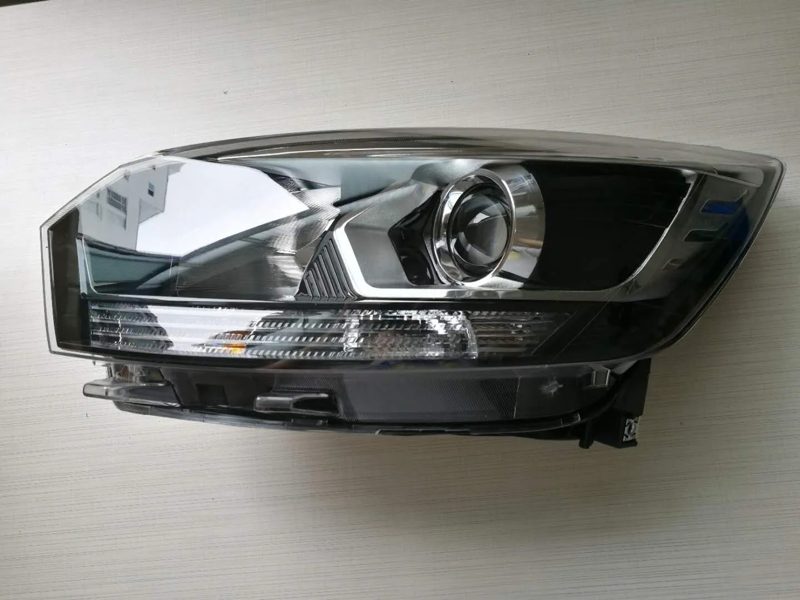 253000-A1400563-10 Front Light Headlight for Baic Shenbao X25 EX200 EX260 — photo 4