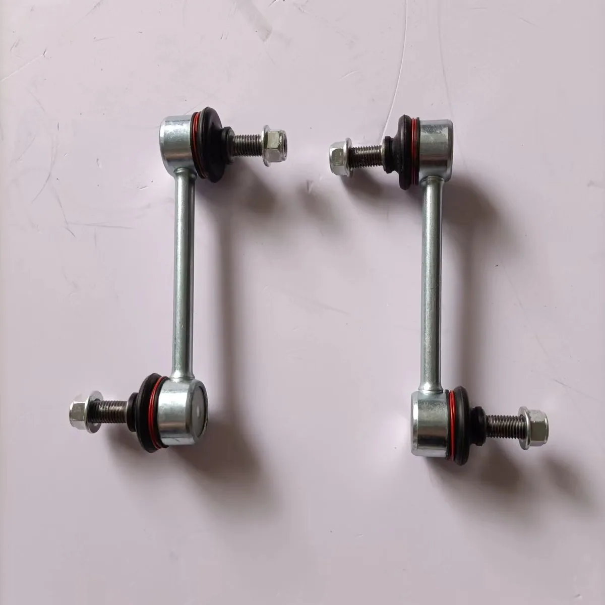 30000192 Bieleta trasera para MG6 1.8L / ROEWE550