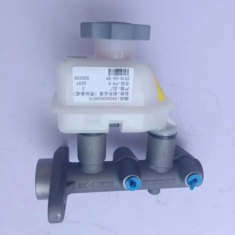 3500600U8010 Auto Parts Brake Master Cylinder Pump for JAC J3 — photo 2