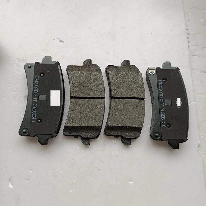 3501110XKV08A 3502110XKV08A Auto Parts Front Rear Brake Pads for Great Wall Haval H9 — photo 3