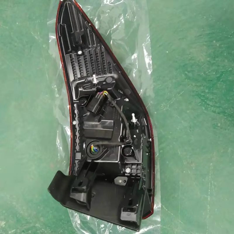 4133010-AP30 Outer Rear Light Tail Lamp for Changan CS95 — photo 2