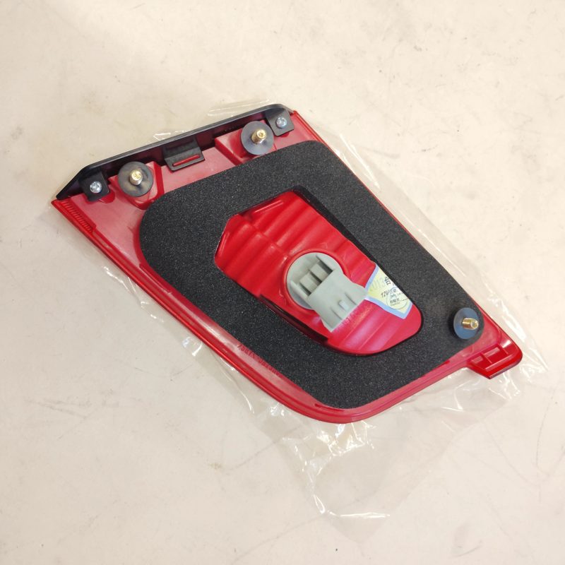 4133300U8260 4133400U8260 Auto Parts Inner Rear Lamp/ Tail Light Suitable for JAC J3 Turin/JAC IEV4/JAC A13 — photo 3