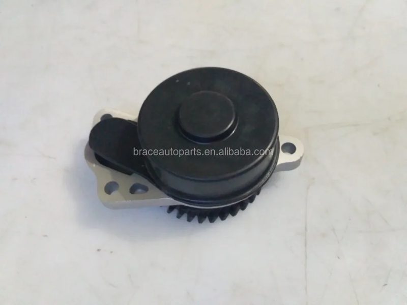 4D28 Engine Oil Pump for Joylong Commercial Van — photo 2