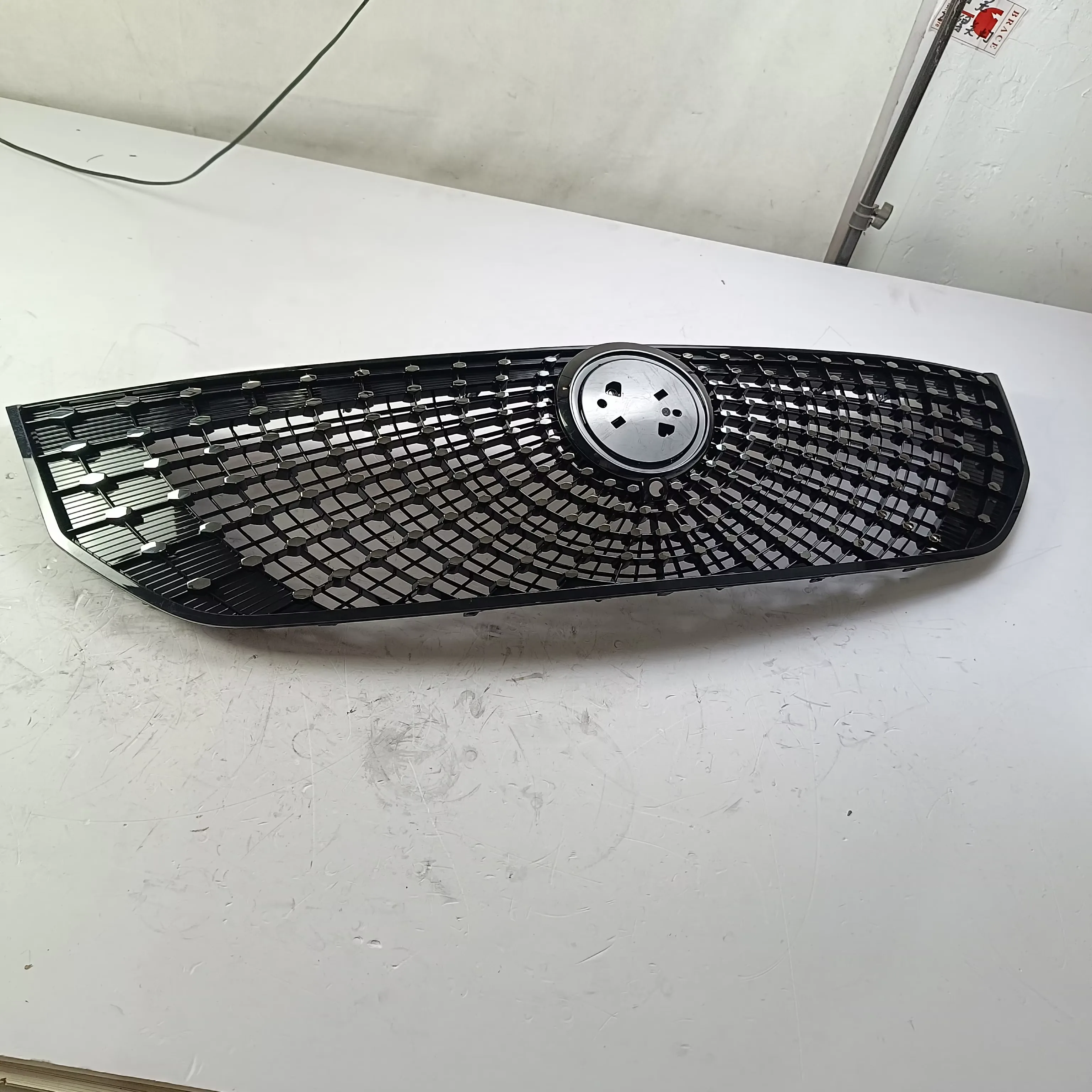 5509010-SH06 Auto Parts Front Grille Radiator Grille for DFSK Glory 580 Pro product photo