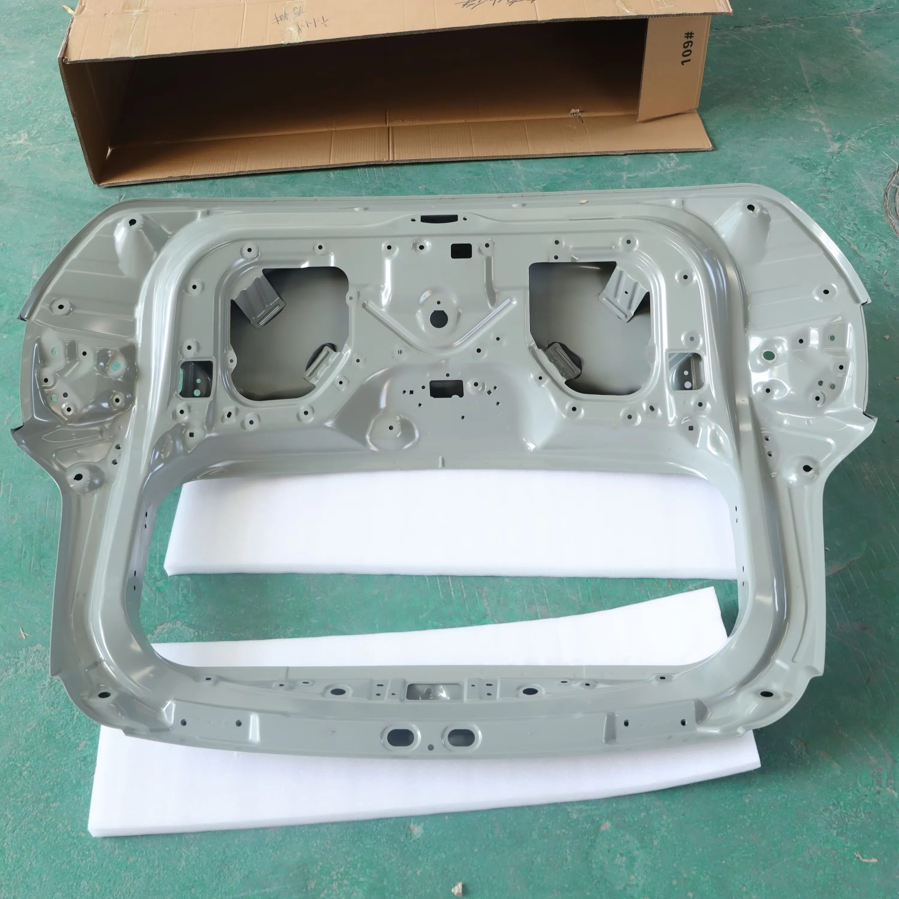 6301100-SA01D Tail Door Tailgate for DFSK Glory 580 F507