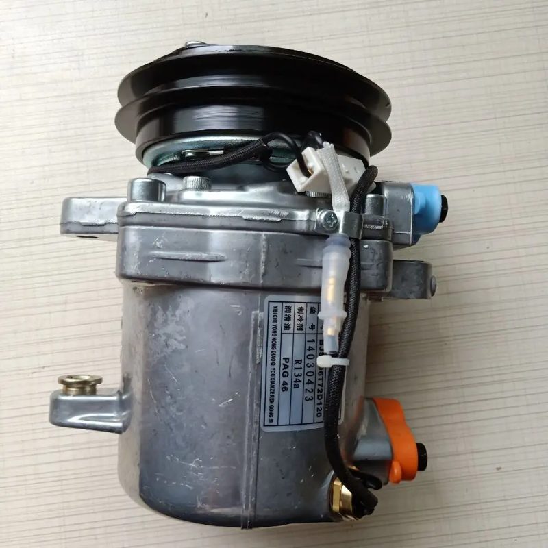 8103020-2E2 A/C Air Conditioning Compressor for Faw Jiabao 6371 — photo 2