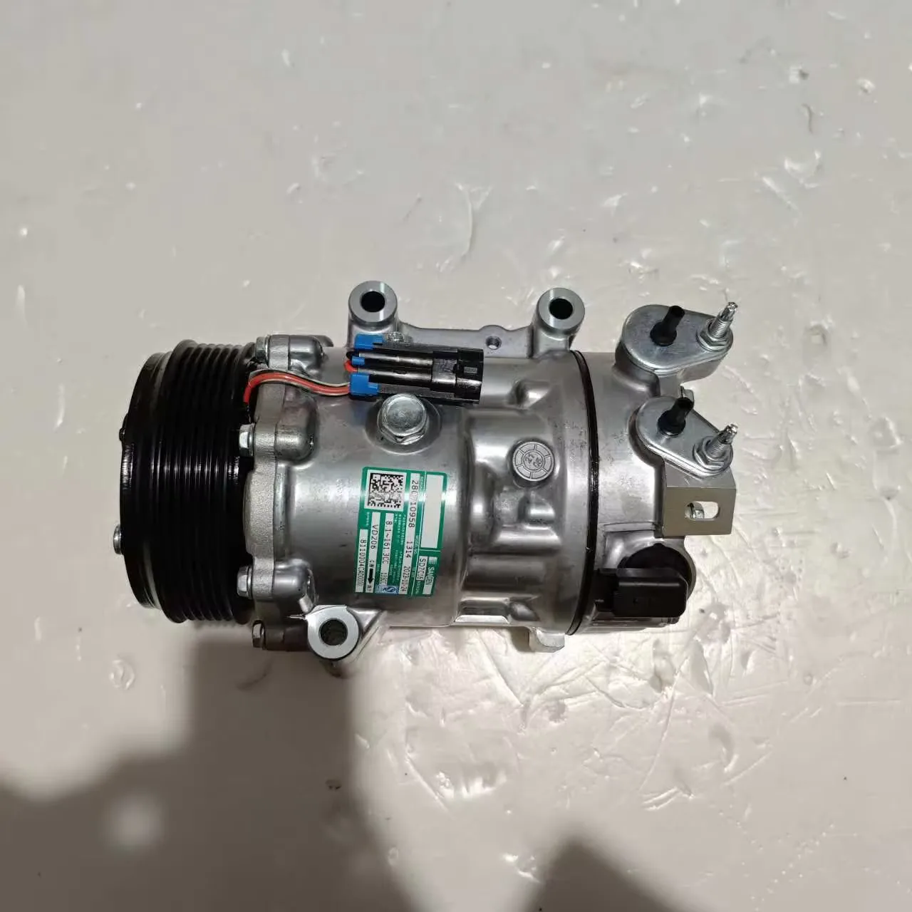 AC Compressor for New Trumpchi GS4 8110004CAD0000 product photo