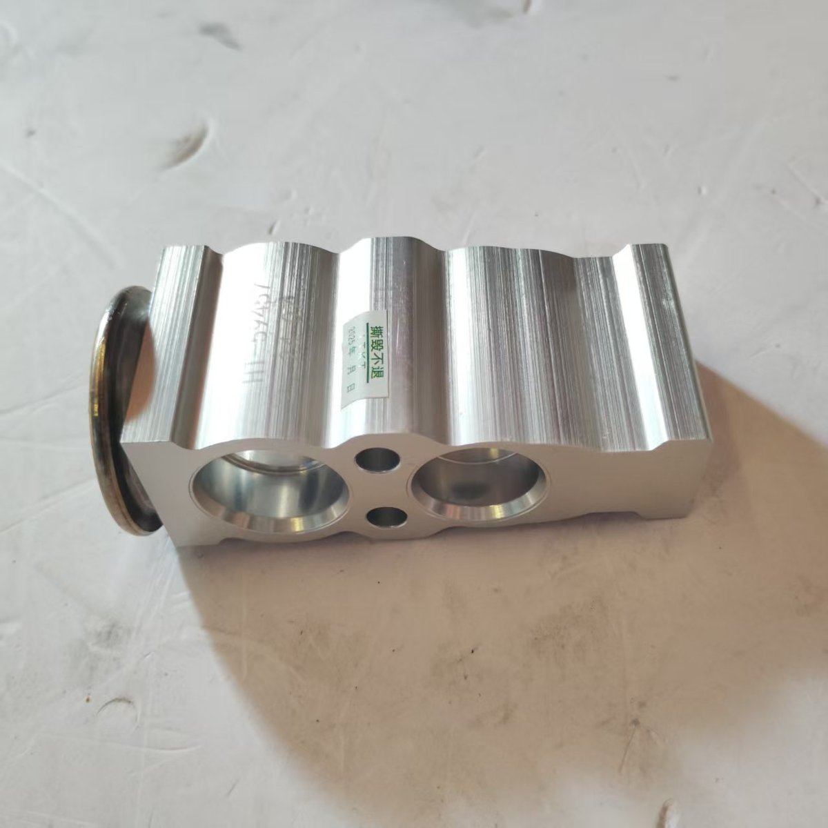 Auto Air Conditioning Valve for Great Wall Jolion Poer Pao Oem:8106200xpw01a product photo