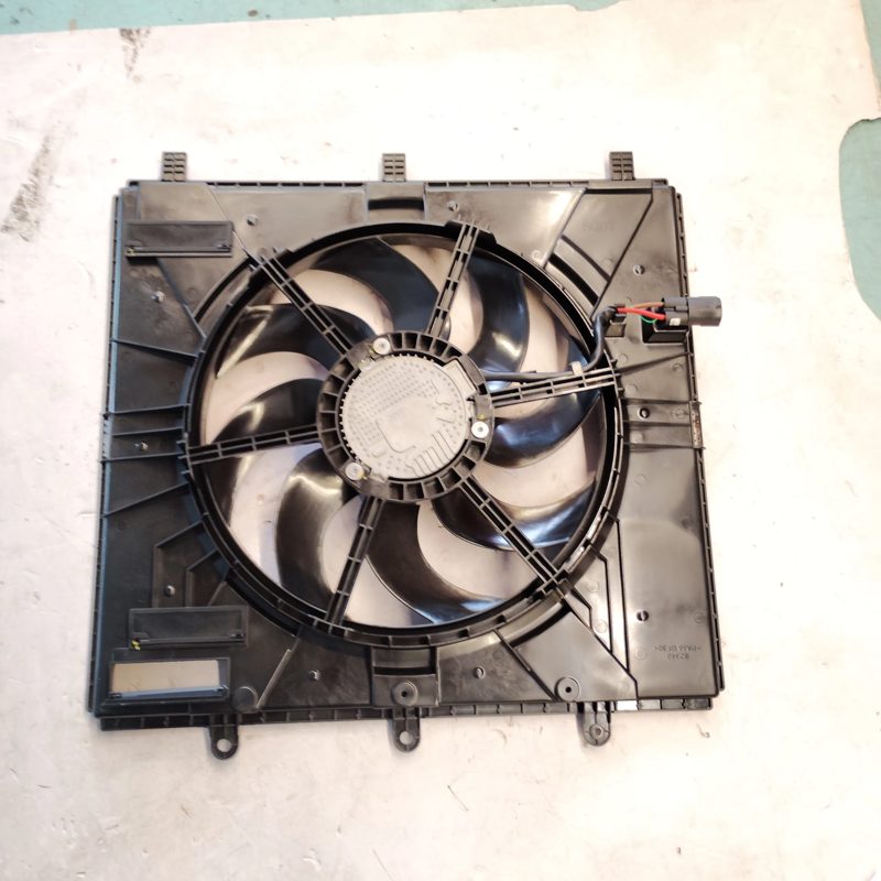 Auto Car Parts Radiator Cooling Fan for Maxus T60 OEM C00062894 — photo 3