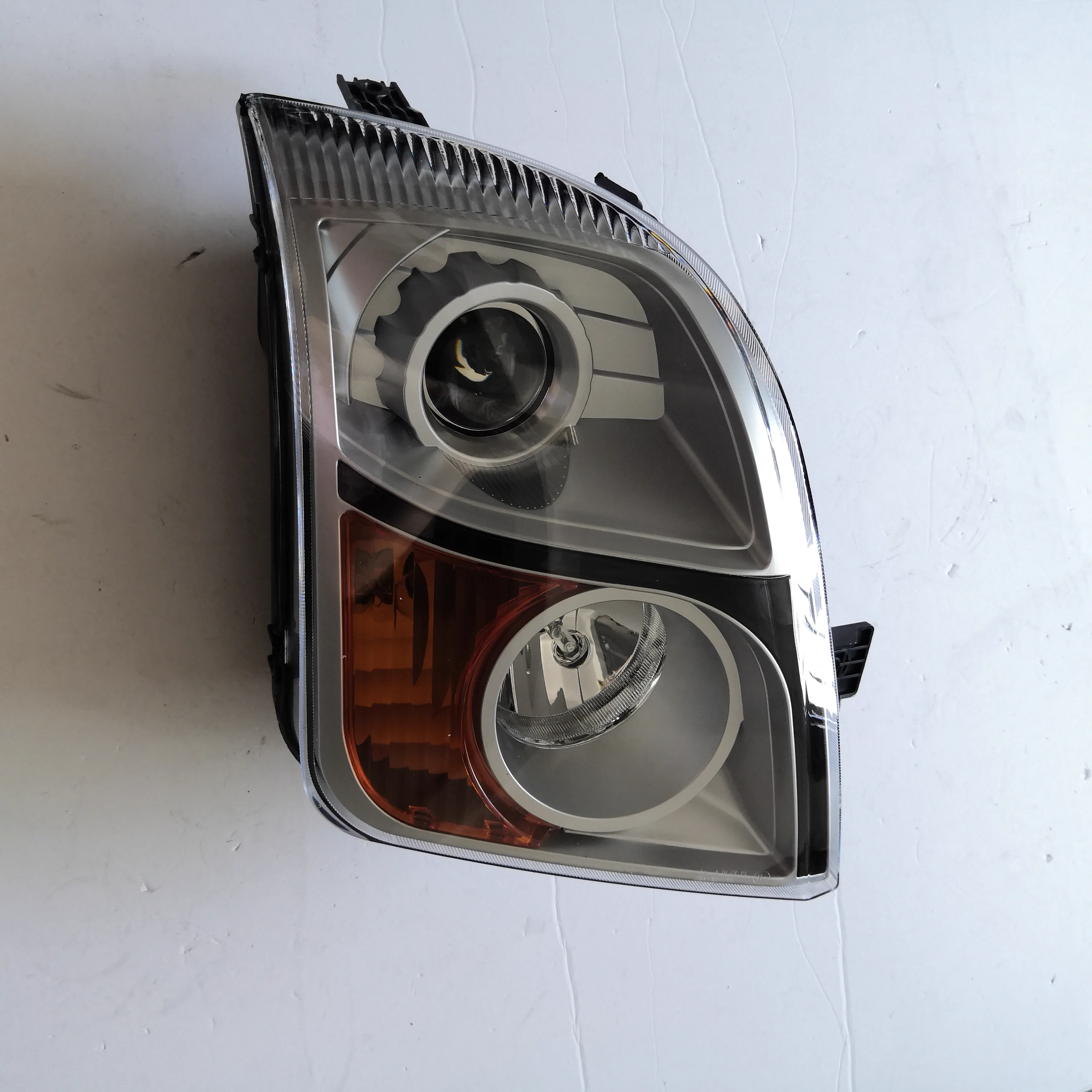 Auto Head Light Headlamp Front Lamp for LIFAN FOISON