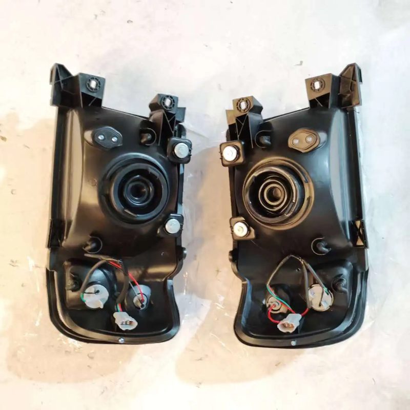 Auto Headlamp for DONGFENG ZNA RICH Pickup P27 P31 OEM 26060-p2700 — photo 2
