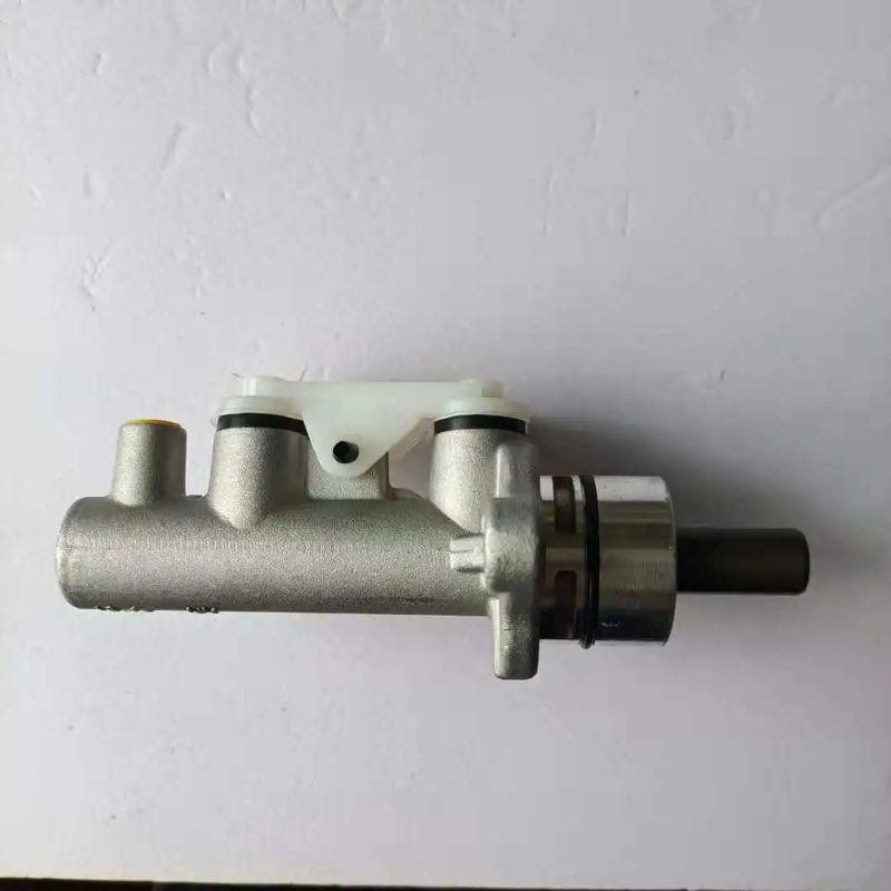 Auto Parts Brake Master Cylinder for DFSK Changan Star FAW Jiabao 6731 — photo 3