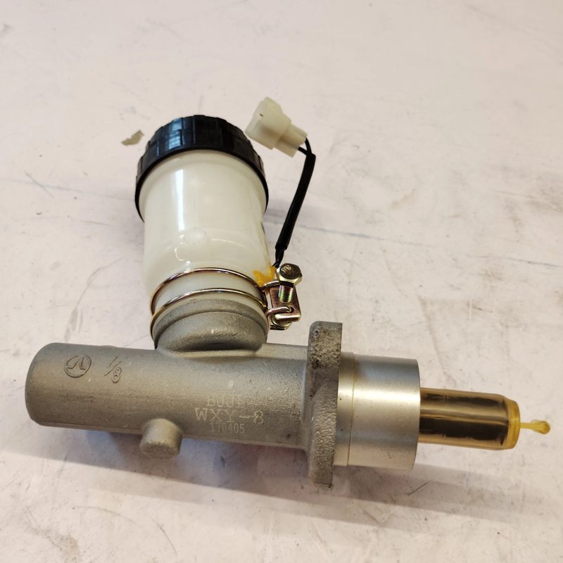 Auto Parts Brake Master Cylinder for Geely ck — photo 2