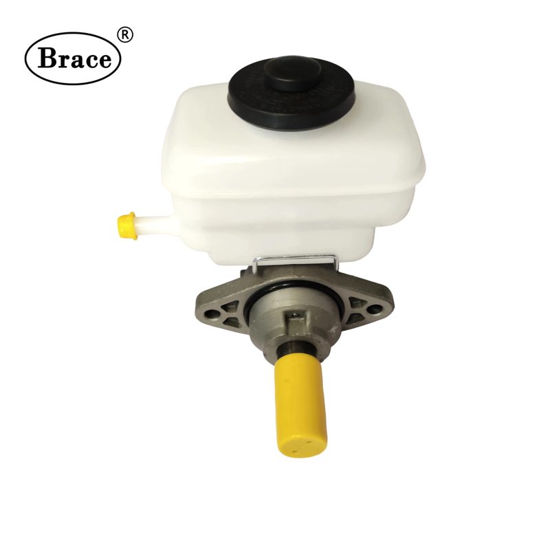 Auto Parts Brake Master Cylinder Pump for Joylong Hiace — photo 2