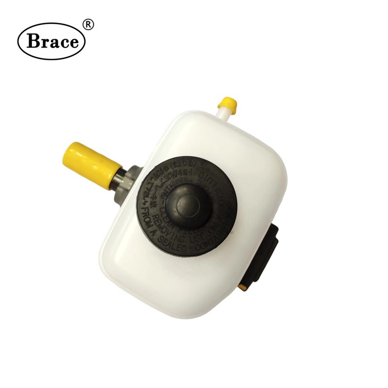 Auto Parts Brake Master Cylinder Pump for Joylong Hiace — photo 3