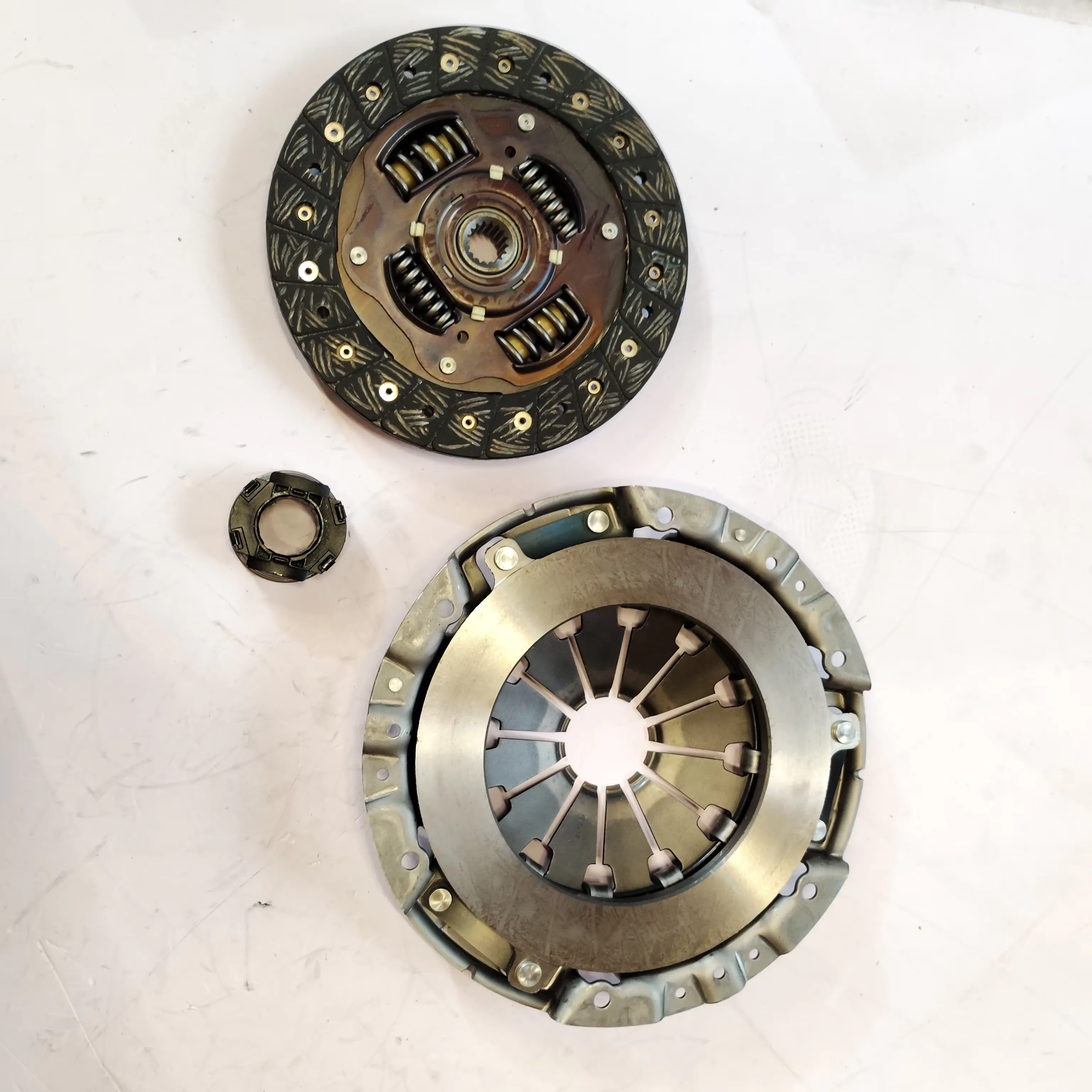 Auto Parts Clutch Kit Set for Baic D20 X25 E150 product photo
