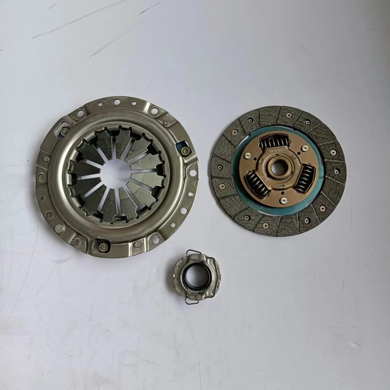 Auto Parts Clutch Kit Set for Faw N3 Xiali N3 3GA2 Engine 1.0L — photo 3