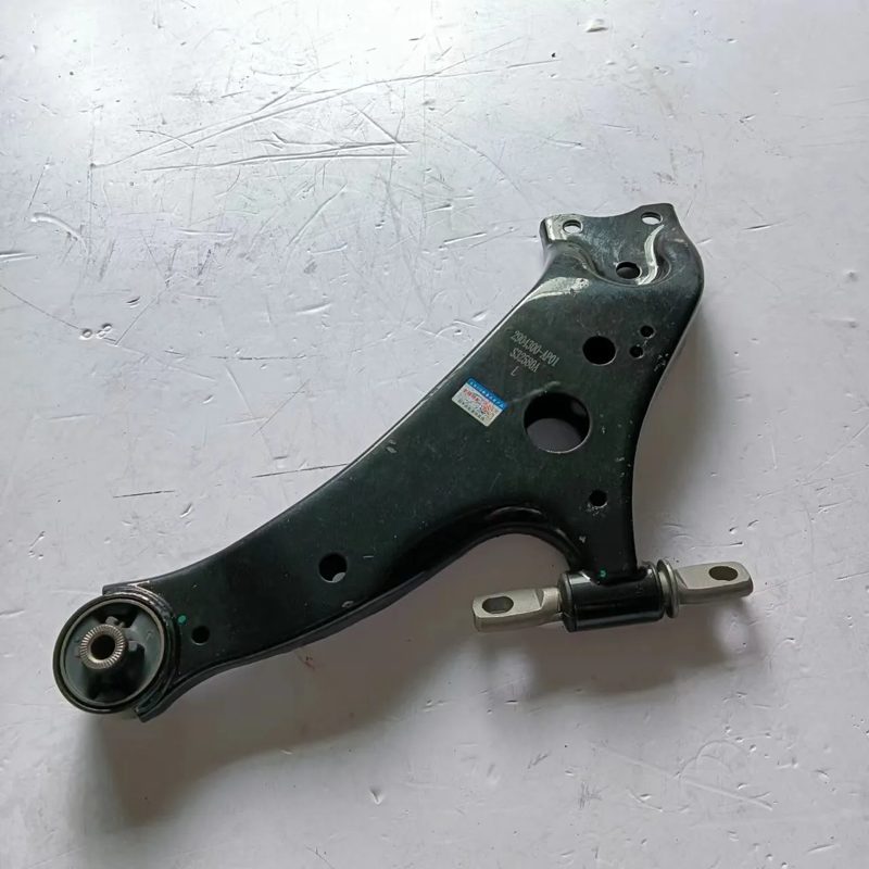Auto Parts Control Arm Front Lower Arm for Changan CS95 OEM — photo 2