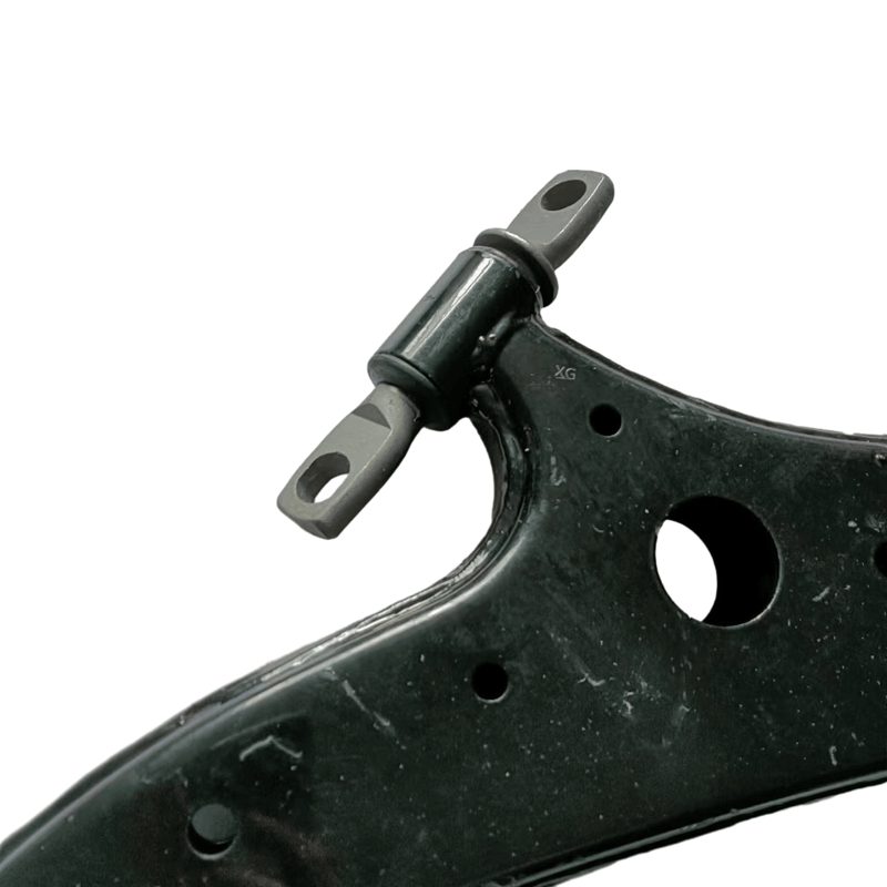Auto Parts Control Arm Front Lower Arm for Changan CS95 — photo 3