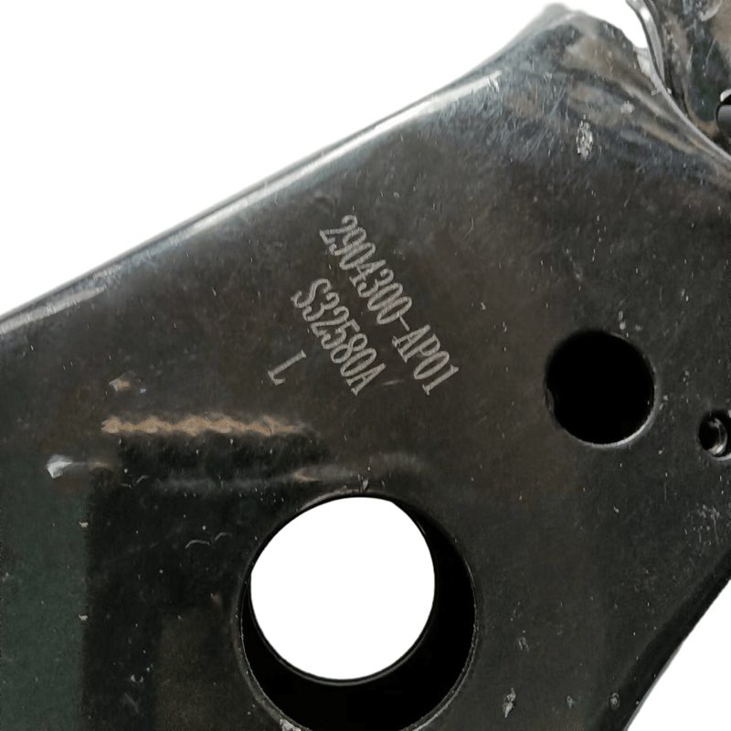 Auto Parts Control Arm Front Lower Arm for Changan CS95 — photo 4