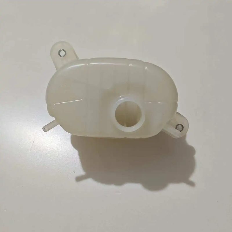 Auto Parts Coolant Reservoir Tank for Trumpchi GS4 2320004AAF0000 — photo 4
