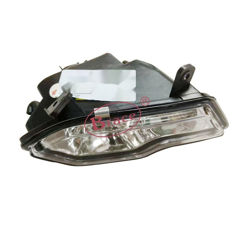 Auto Parts Fog Lamp Front Bump Light for Baic M20 41160040-B01-000 — photo 4