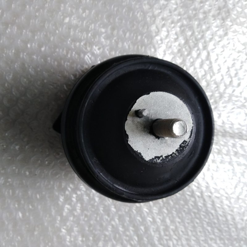 Auto Parts Front Engine Mount for Chery Fulwin J2 Mvm315 A13-1001510 — photo 3