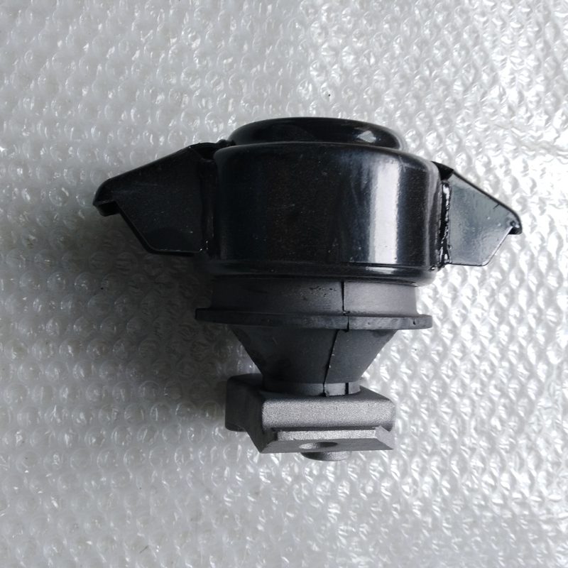 Auto Parts Front Engine Mount for Chery Fulwin J2 Mvm315 A13-1001510 — photo 4