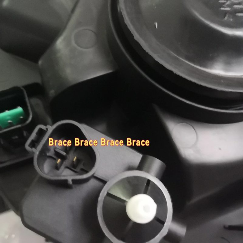 Auto Parts Front Headlamp for Jinbei Haise H2 — photo 3