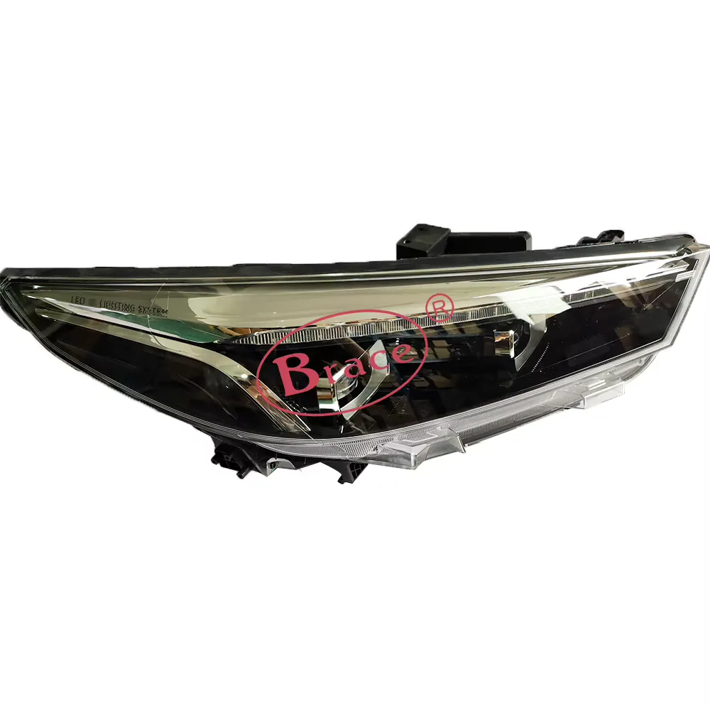 Auto Parts Front Headlight Suitable for JAC J7 4121200U7300 product photo