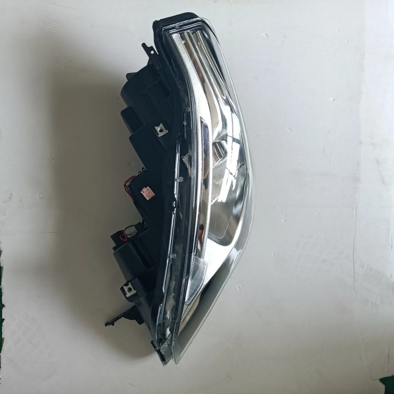 Auto Parts Front Lamp Headlight for Faw Benteng B50 2015 — photo 4