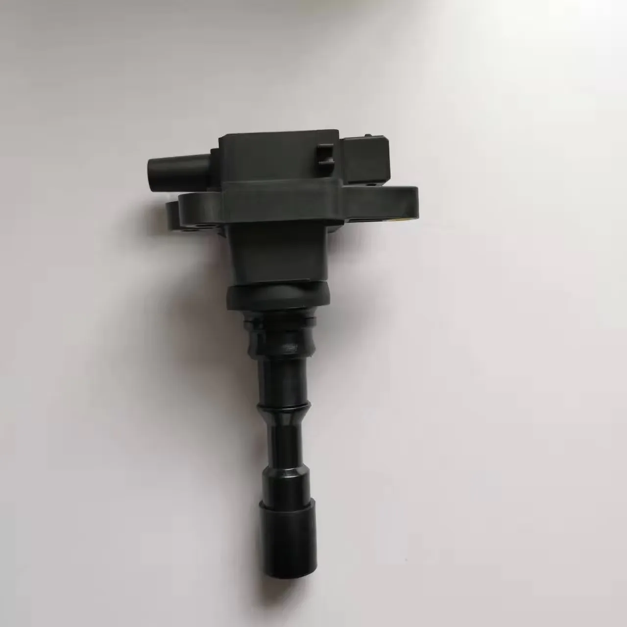 Auto Parts Ignition Coil Suitable for JAC Refine M2/JAC Heyue RS/JAC J6 1.8L product photo