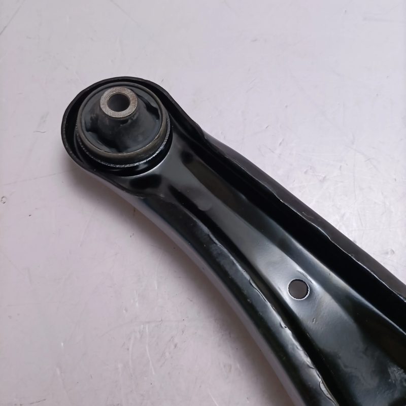 Auto Parts Lower Control Arm for Great Wall Florid GW4G15 — photo 4