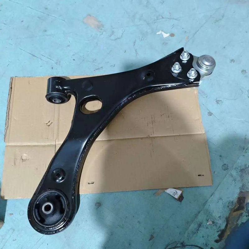 Auto Parts Lower Control Arm for New Trumpchi GS4 3610071CSV0000 3610072CSV0000 — photo 3