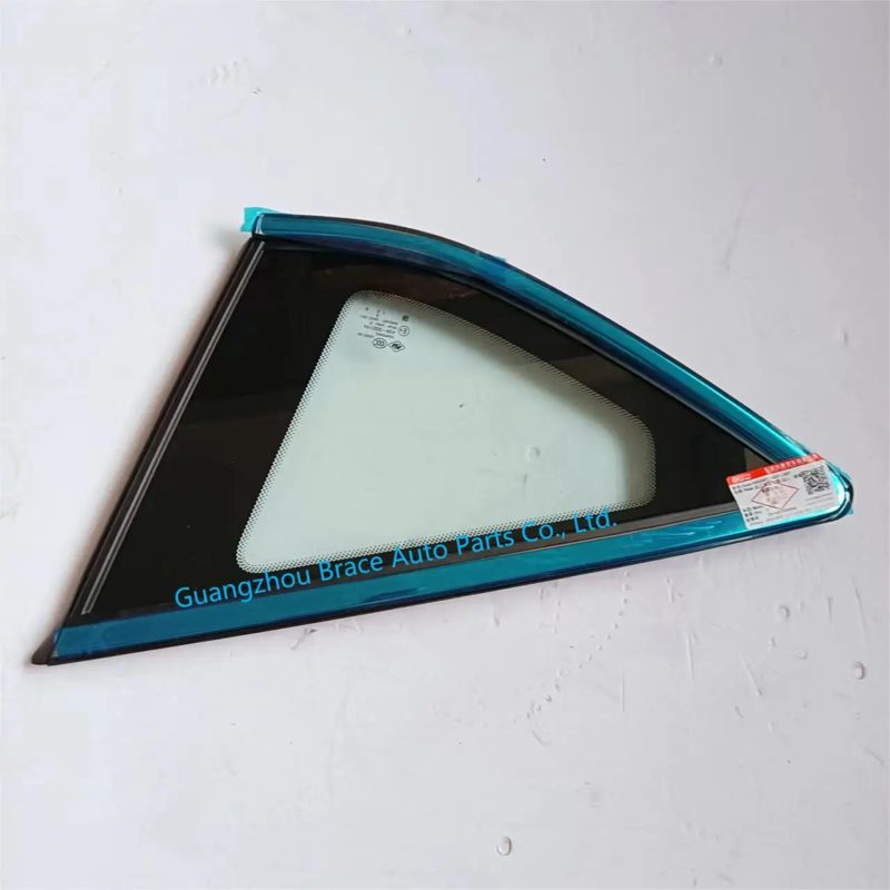 Auto Parts Outer Rear Triangle Glass With Chrome Trim for DFSK GLORY Fengon 580 1.5T — photo 3