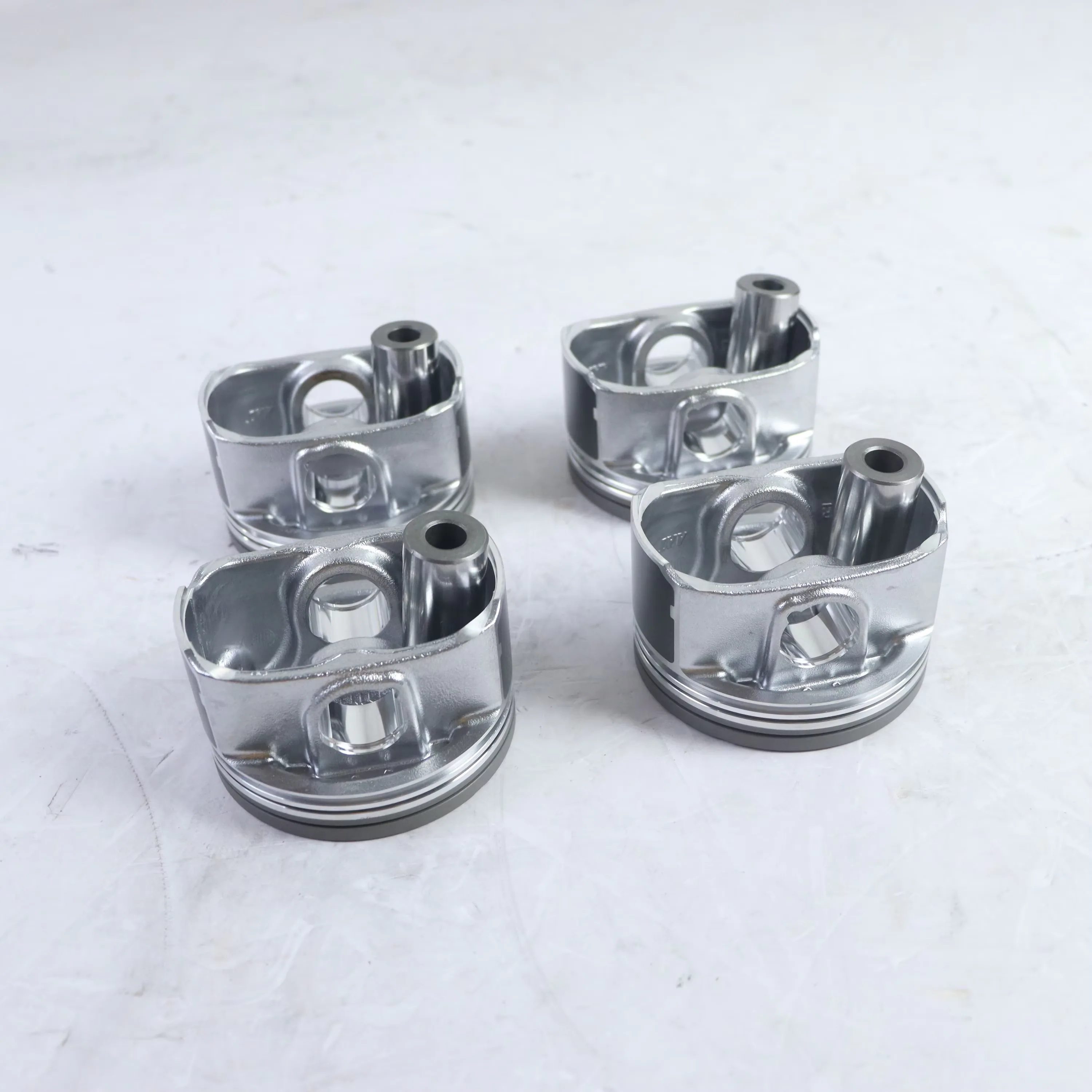 Auto Parts Piston Set Suitable for GAC Trumpchi GA8 GS8  10040092040000