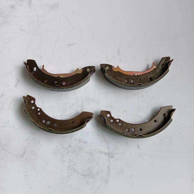 Auto Parts Rear Brake Shoes for Baic D20 Senova D20 — photo 3