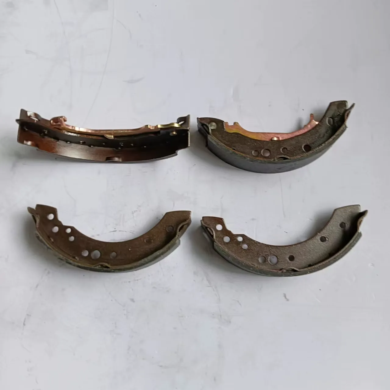 Auto Parts Rear Brake Shoes for Baic D20 Senova D20