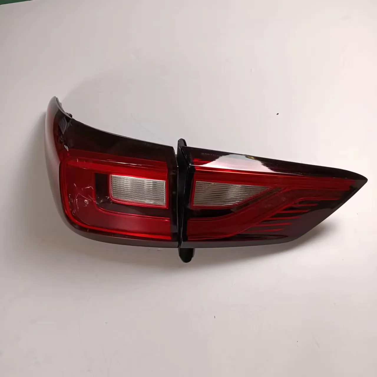 Auto Parts Rear Lamp/Outer &Inner Tail Light for MG ZS/MG ZX product photo