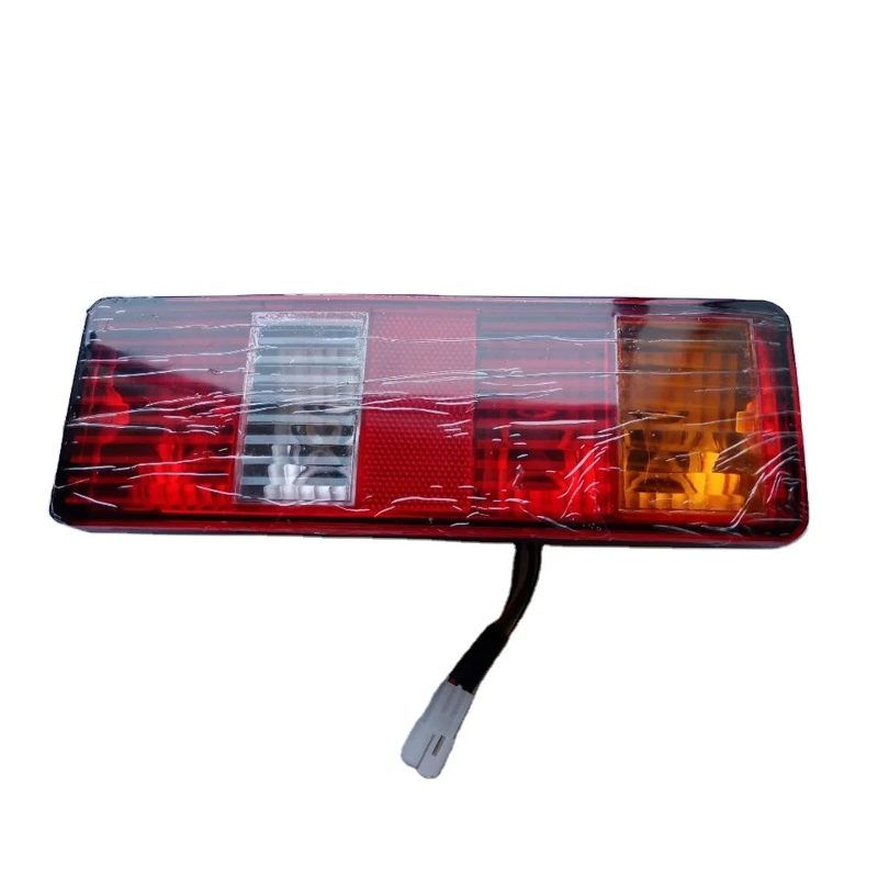 Auto Parts Rear Lamp Tail Light for DFSK K01 Lifan Foison Pickup — photo 2