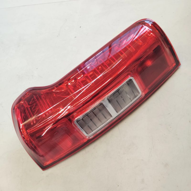 Auto Parts Rear Lamp Tail Light for Great Wall Poer Pao Pick Up 4133101XPW01A — photo 2