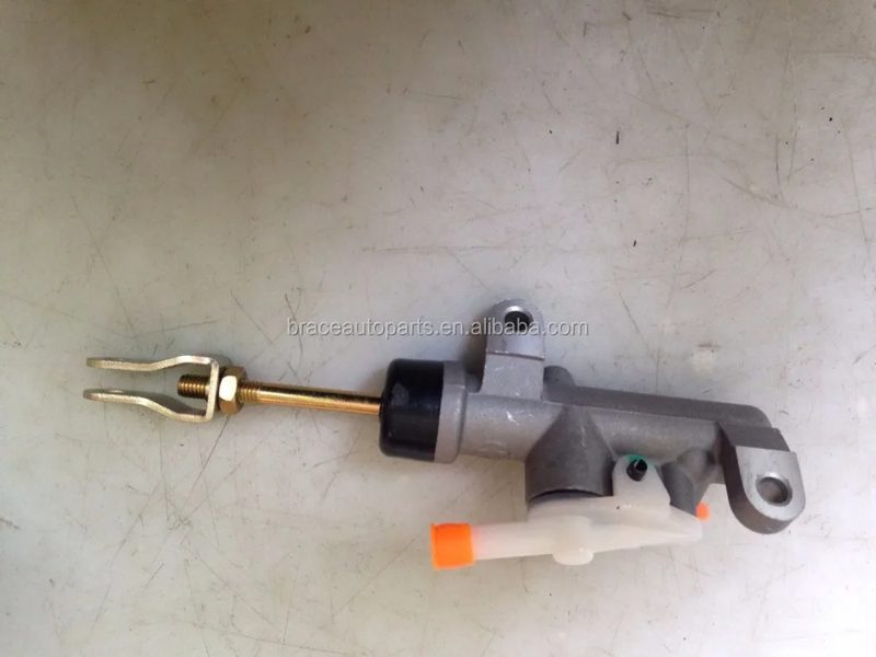 Auto Spare Parts Clutch Pump Clutch Master Cylinder for Geely CK — photo 2