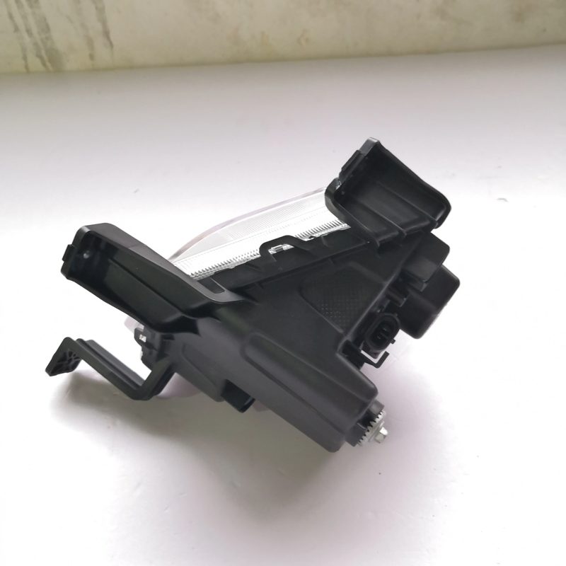Auto Spare Parts Front Fog Light for MG HS MG ZS 2020 NEW Vision — photo 4