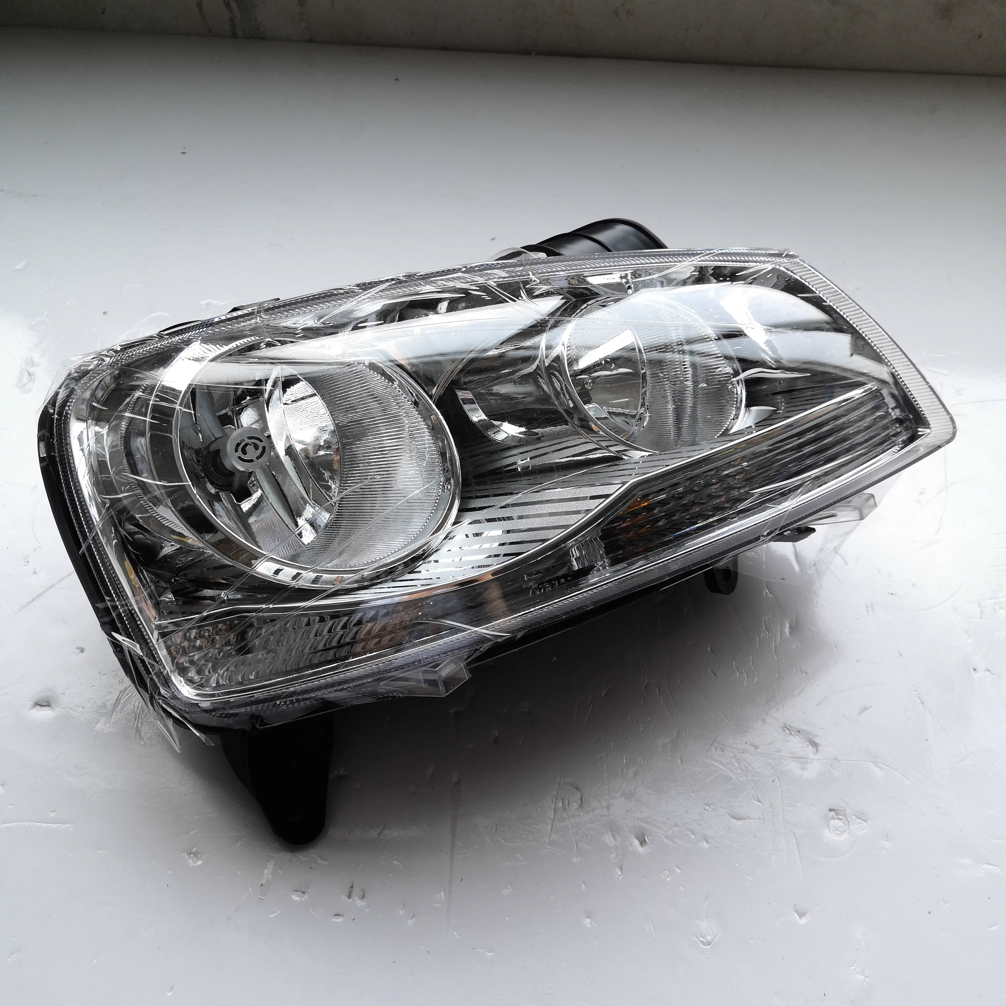 Auto Spare Parts Front Headlight for Great Wall Steed 5