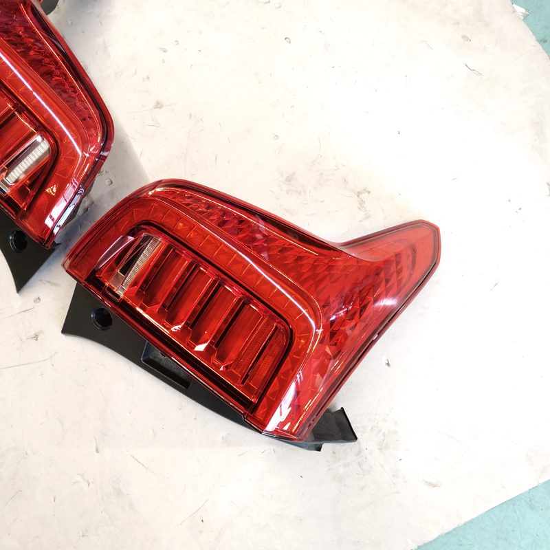 Auto Spare Parts Tail Lamp for Great Wall HAVAL JOLION First Lover OEM 4133100XST01A 4133101XST01A — photo 3
